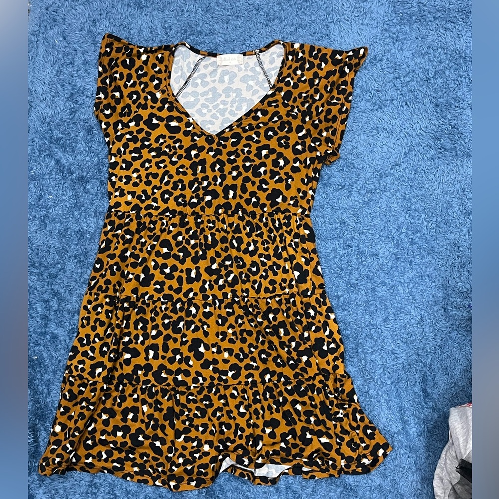 Altar'd State Gray and Tan Leopard Print Top